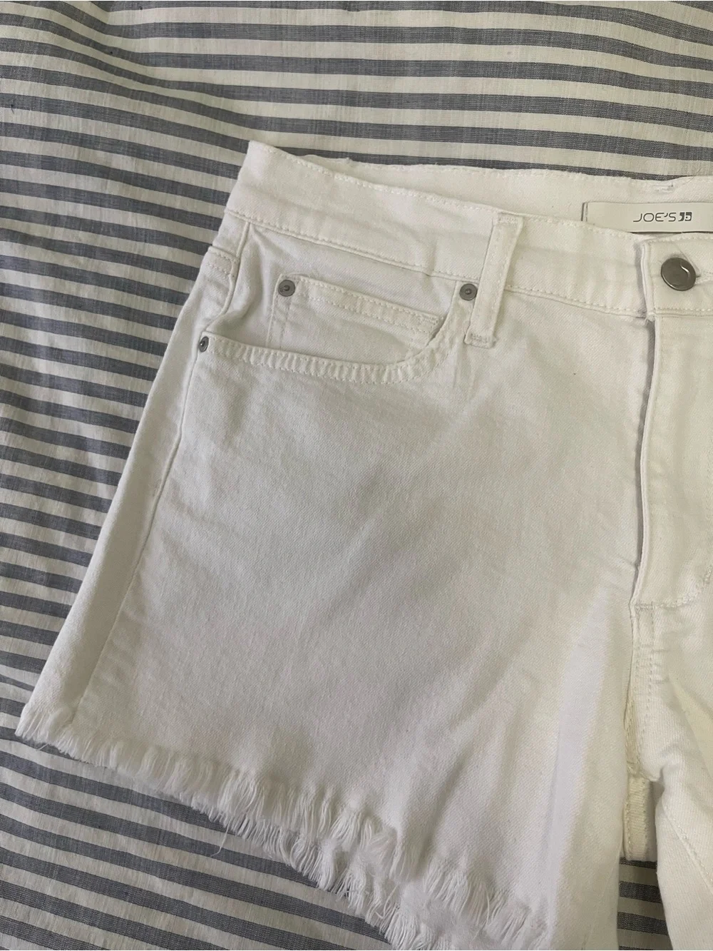 Joe’s Jeans Ozzie 4” Midrise Shorts sz 30